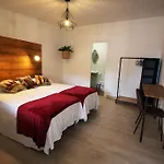 Las Casitas